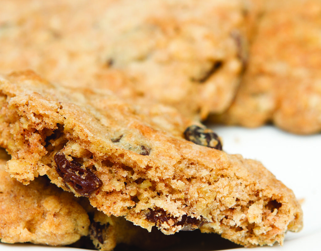 Cricket Powder Oatmeal-Raisin Cookies